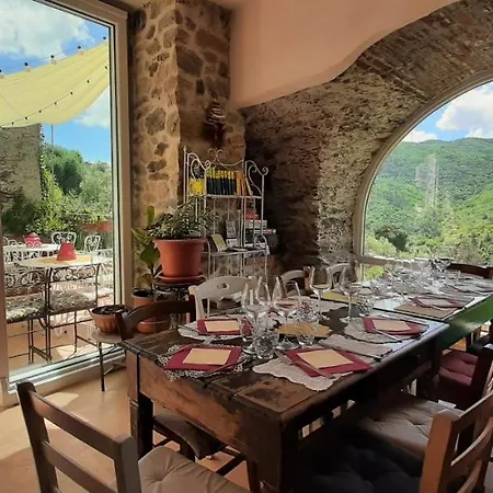 L' Antica Macina Bed and Breakfast Quiliano