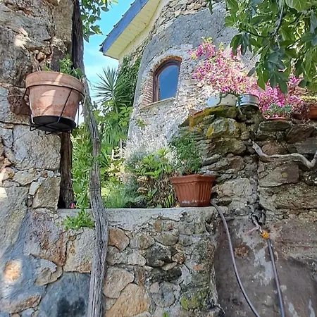 L' Antica Macina Bed & Breakfast Quiliano